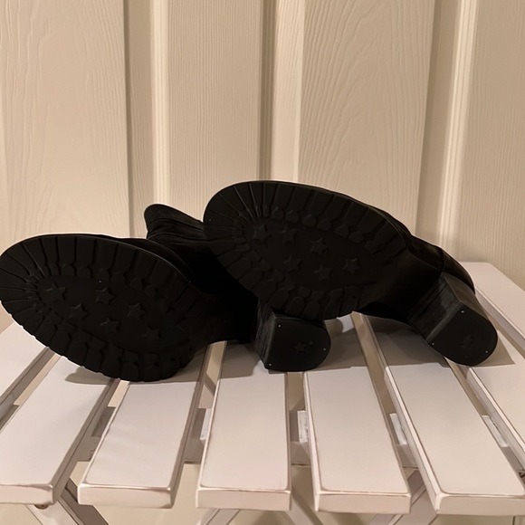 Clarks booties - Picture 5 of 7